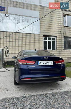 Седан Kia Optima 2016 в 