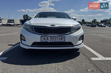 Седан Kia Optima 2015 в Киеве
