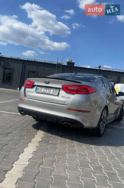Седан Kia Optima 2014 в Кривом Роге