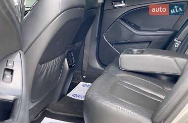 Седан Kia Optima 2012 в 