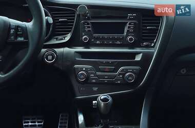 Седан Kia Optima 2012 в 