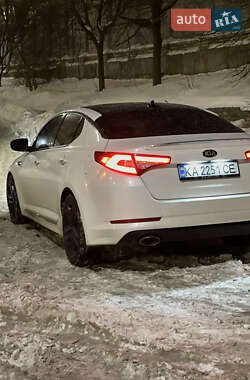 Седан Kia Optima 2012 в 