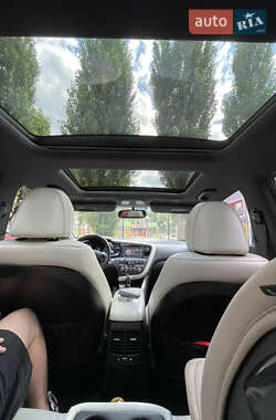 Седан Kia Optima 2012 в 