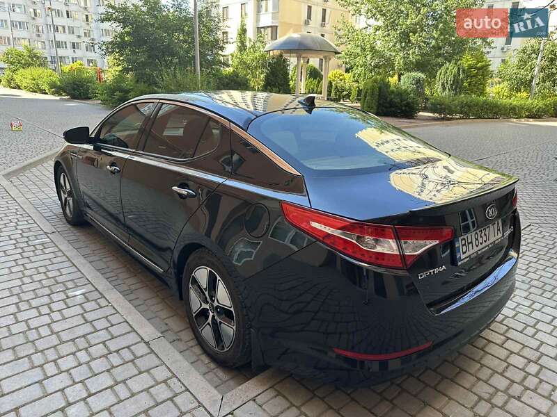 Седан Kia Optima 2013 в Одесі