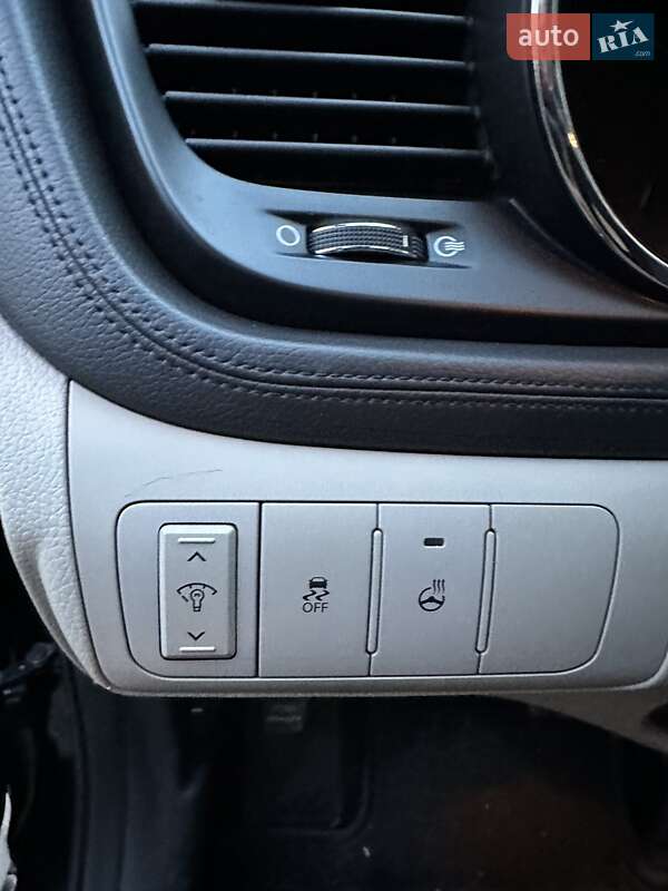 Седан Kia Optima 2013 в Одесі