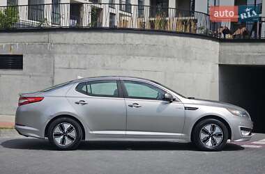 Седан Kia Optima 2013 в Львове