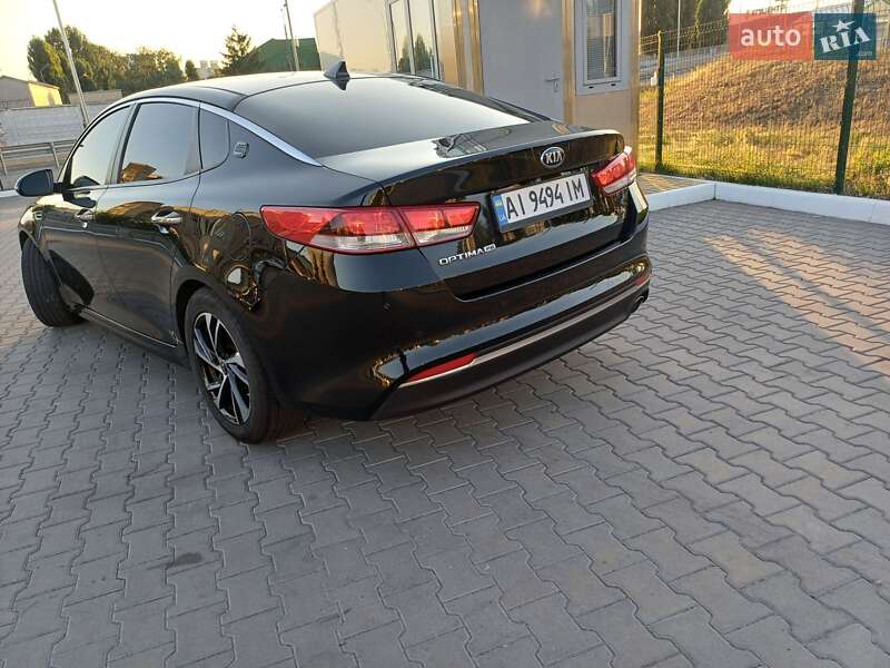 Седан Kia Optima 2017 в Києві