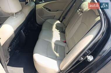 Седан Kia Optima 2014 в 