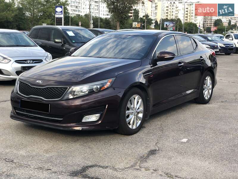 Седан Kia Optima 2014 в Запоріжжі