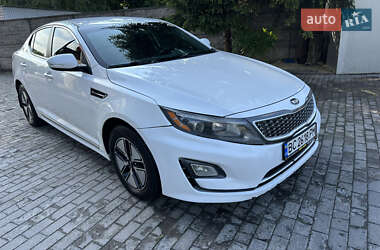Седан Kia Optima 2014 в Львове