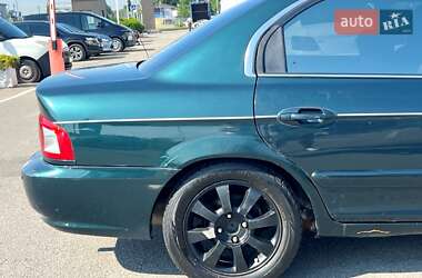 Седан Kia Optima 2003 в 