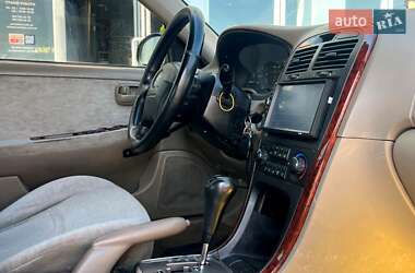 Седан Kia Optima 2003 в 