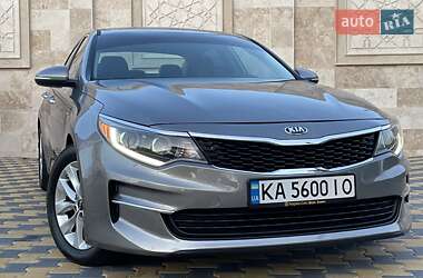 Седан Kia Optima 2017 в 