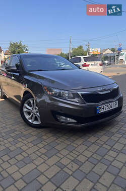 Седан Kia Optima 2012 в Одессе