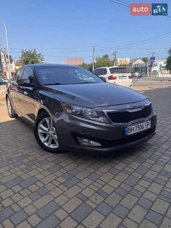 Седан Kia Optima 2012 в Одессе