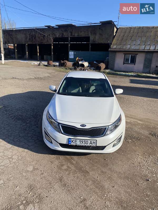 Седан Kia Optima 2014 в Кривом Роге