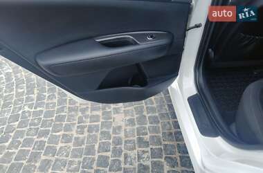 Седан Kia Optima 2016 в Днепре