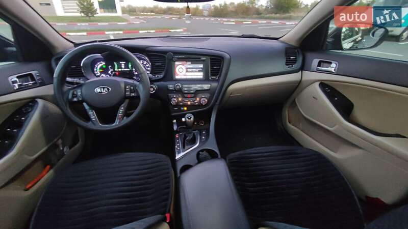 Седан Kia Optima 2013 в Одесі