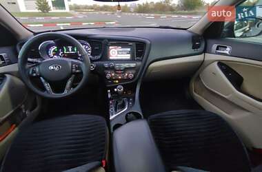Седан Kia Optima 2013 в 