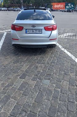 Седан Kia Optima 2014 в Харькове