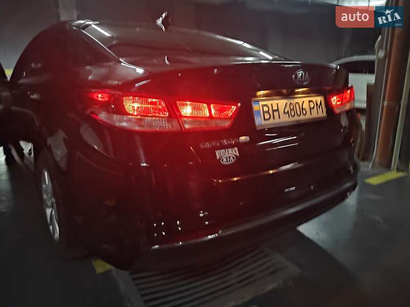 Седан Kia Optima 2016 в Одессе