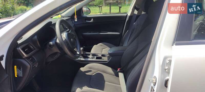 Седан Kia Optima 2016 в Кам'янці