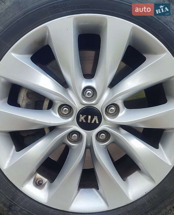 Седан Kia Optima 2016 в Кам'янці