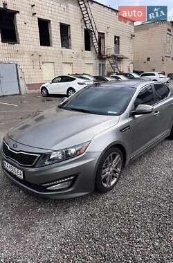 Седан Kia Optima 2012 в Киеве