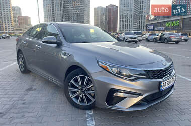 Седан Kia Optima 2018 в Києві