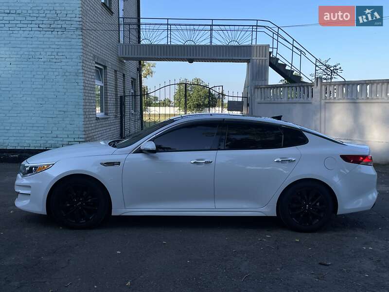 Седан Kia Optima 2016 в Виннице