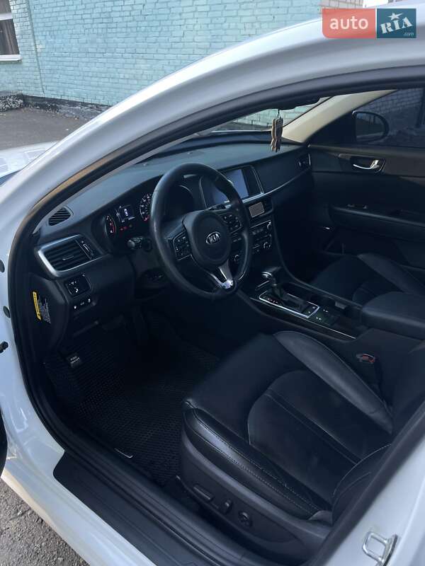 Седан Kia Optima 2016 в Виннице