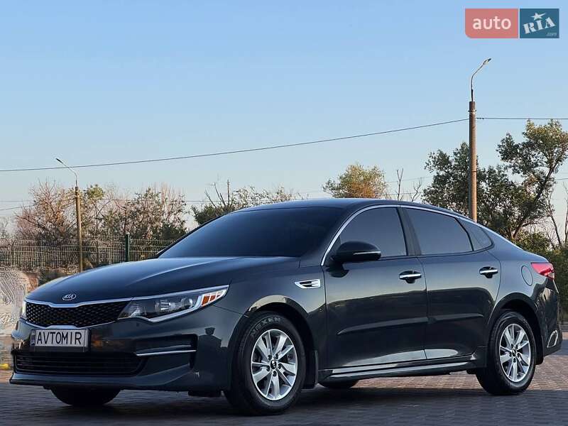 Седан Kia Optima 2016 в Запорожье