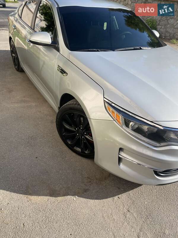 Седан Kia Optima 2017 в Козятині