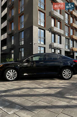 Седан Kia Optima 2015 в Киеве