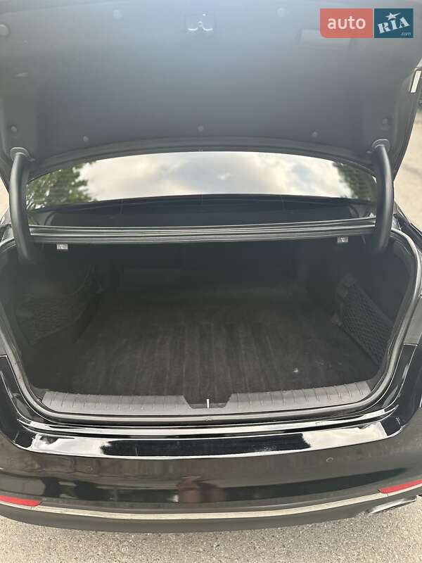 Седан Kia Optima 2018 в Киеве