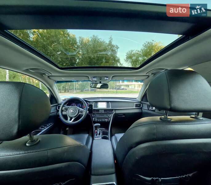 Седан Kia Optima 2018 в Львове