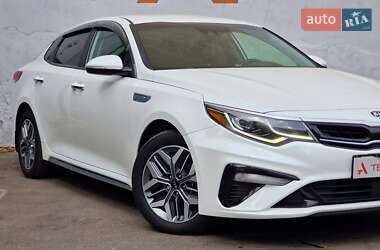Седан Kia Optima 2019 в 