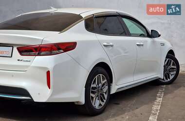 Седан Kia Optima 2019 в 