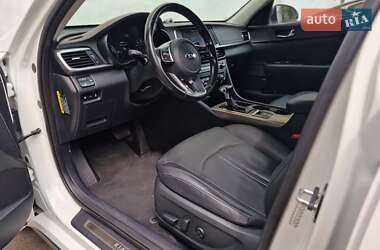 Седан Kia Optima 2019 в 