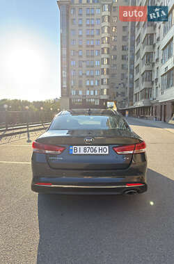 Седан Kia Optima 2016 в Харькове