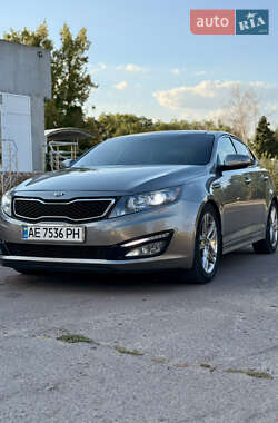 Седан Kia Optima 2012 в Кривом Роге