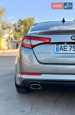 Седан Kia Optima 2012 в Кривом Роге