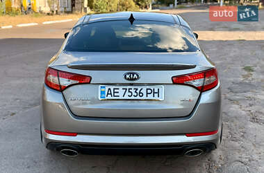 Седан Kia Optima 2012 в Кривом Роге