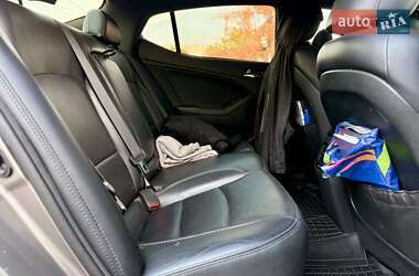 Седан Kia Optima 2012 в Кривом Роге