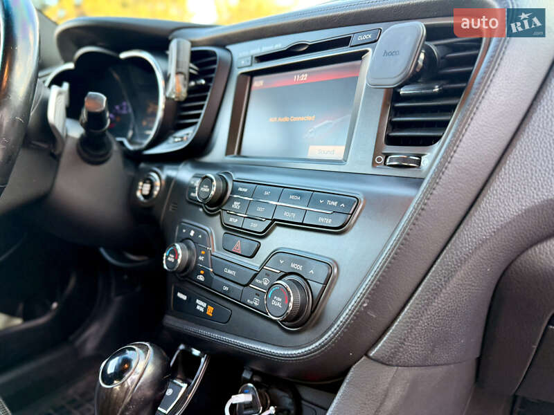 Седан Kia Optima 2012 в Кривом Роге