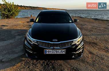 Седан Kia Optima 2019 в Одессе