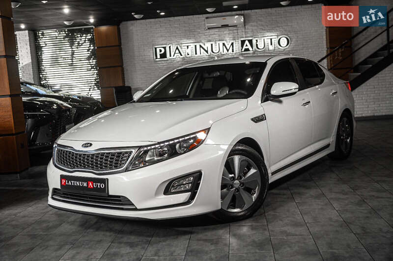 Седан Kia Optima 2015 в Одессе