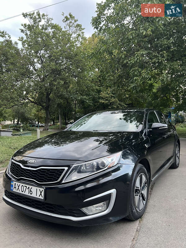 Седан Kia Optima 2012 в Харкові