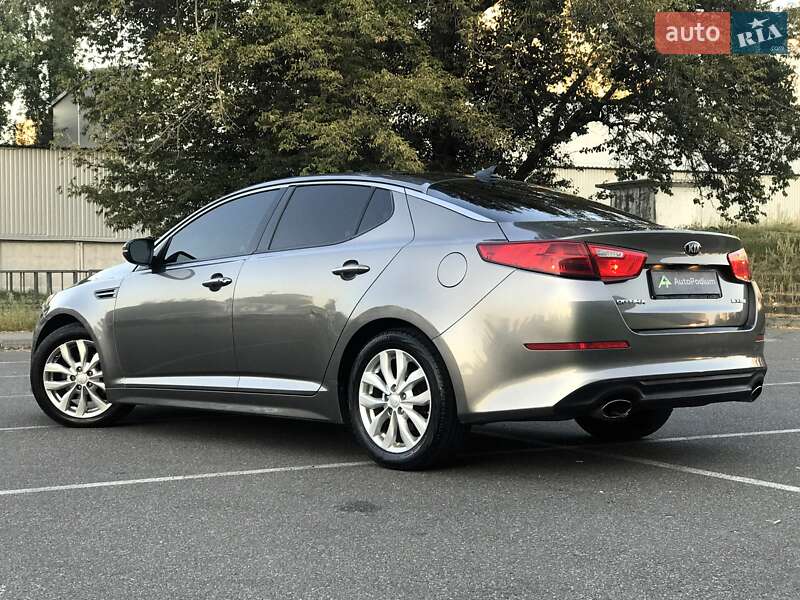 Седан Kia Optima 2014 в Києві