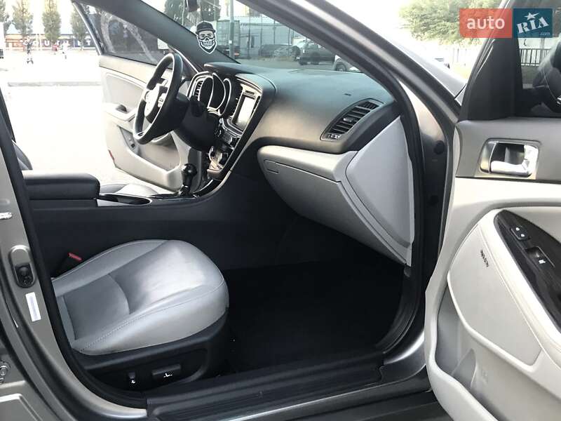 Седан Kia Optima 2014 в Києві